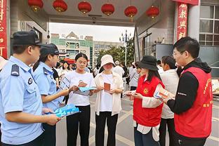 哈姆：文森特受伤是席菲诺此前没打发展联盟主因 现在控卫多了梅斯